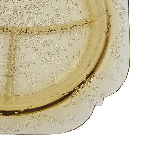 Vintage Federal Glass Amber Madrid Pattern Depression Divided Plates Set Of 2 - Picture 4 of 7